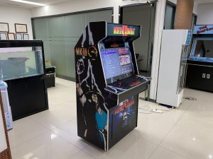 32inch 2 Player Arcade Game Machine